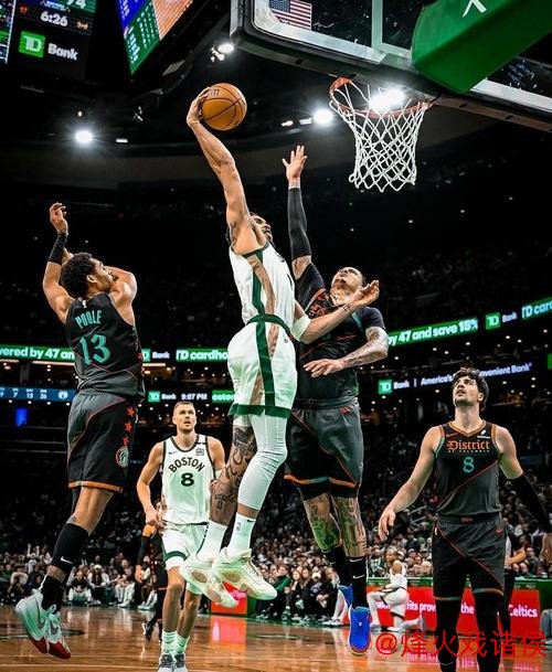 火箭击败快船豪取3连胜 塔图姆36+10凯尔特人狂胜篮网