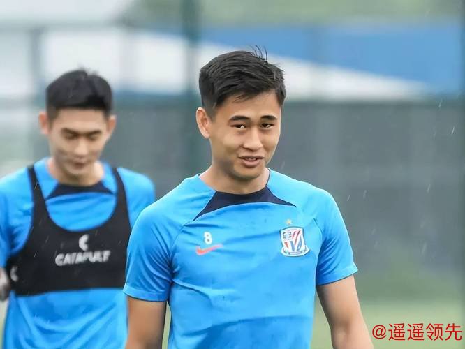 流年多舛！26岁中国男足天才戴伟浚膝伤再袭，短短两年两度重创职业生涯