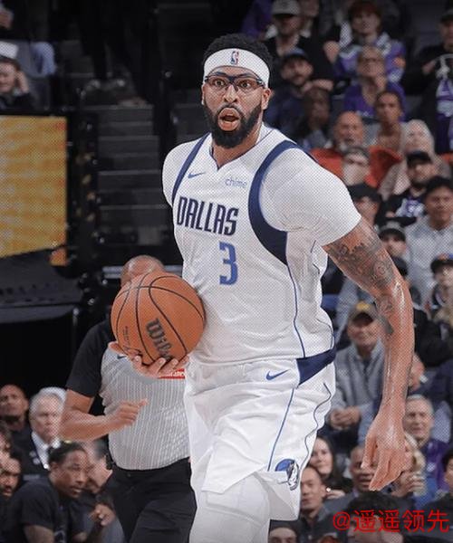 浓眉申请交易！富保罗出面逼宫，独行侠左右为难，球迷：回湖人队