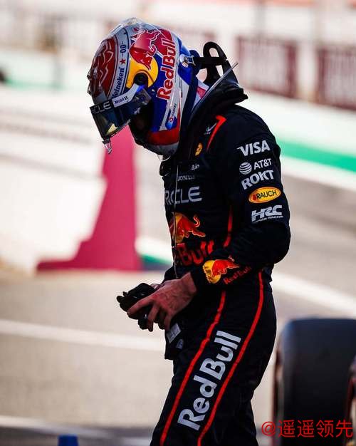 拉塞尔收获F1生涯第二胜 维斯塔潘与诺里斯碰撞